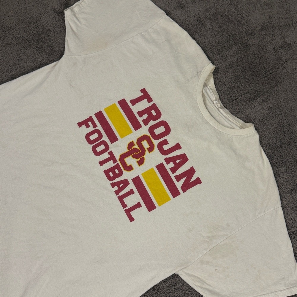 USC Trojan Football T-Shirt Mens XL White Fair Stained Graphic Tee - Picture 2 of 6